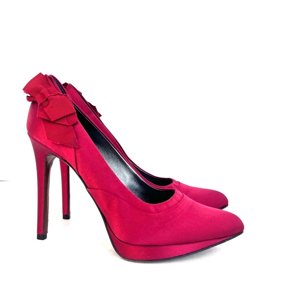 Lanvin red satin pumps - Picture 5 of 7